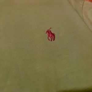 Mens Polo V-Neck Tee - Green with Purple Sign - Size M - Perfect Condition